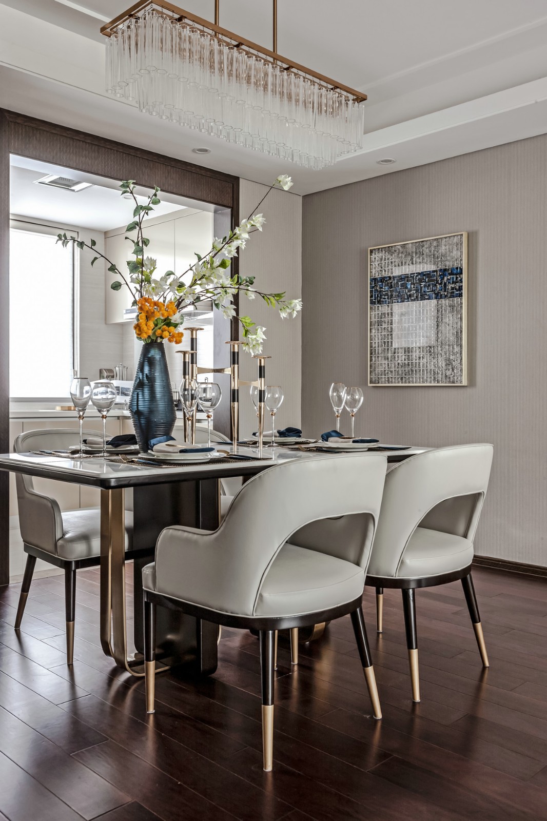 轻奢风格家装设计室内装修效果图-餐厅 轻奢风格家装设计室内装修效果图-餐厅