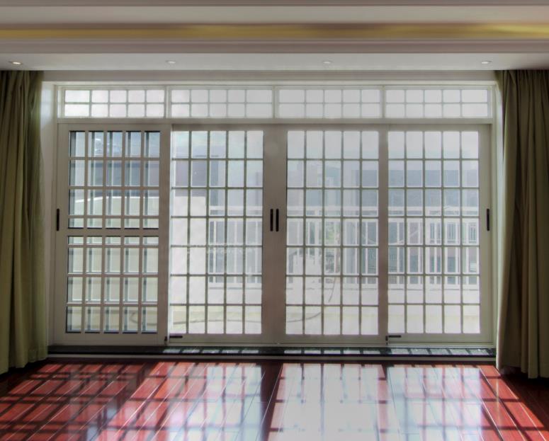 别墅装修欧式奢华风格-主卧落地窗 别墅装修欧式奢华风格-主卧落地窗